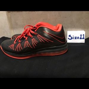 Air Max LeBron 10 Low 'Black Total Crimson'